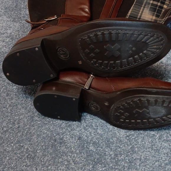 Aquatalia tall leather boot - Picture 9 of 11